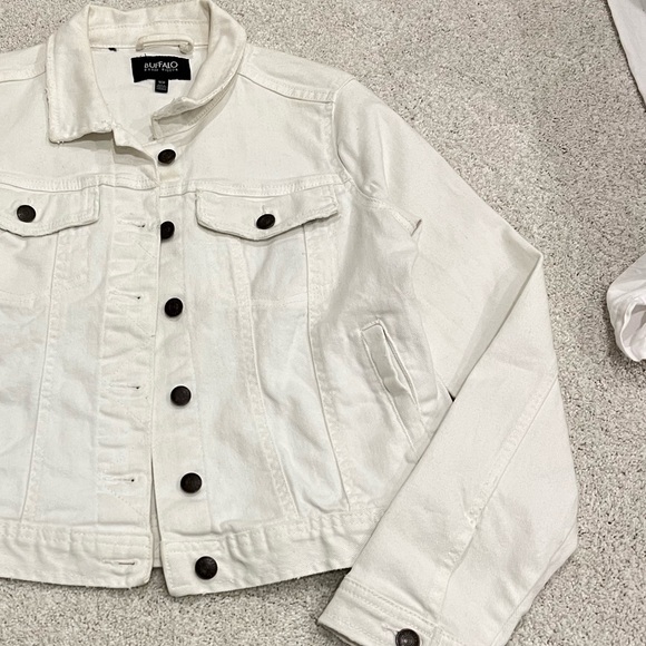 WHITE JEAN JACKET - Picture 3 of 4